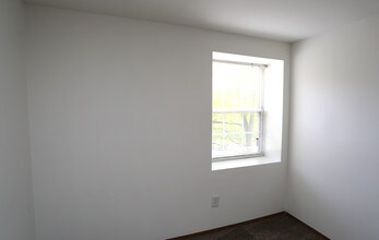 Stoneridge Apartments in Dayton, OH - Foto de edificio - Interior Photo