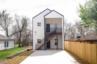 422 New Hampshire St in Houston, TX - Building Photo
