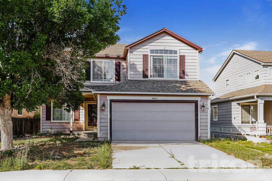 8852 Clover Meadow Ln in Parker, CO - Foto de edificio
