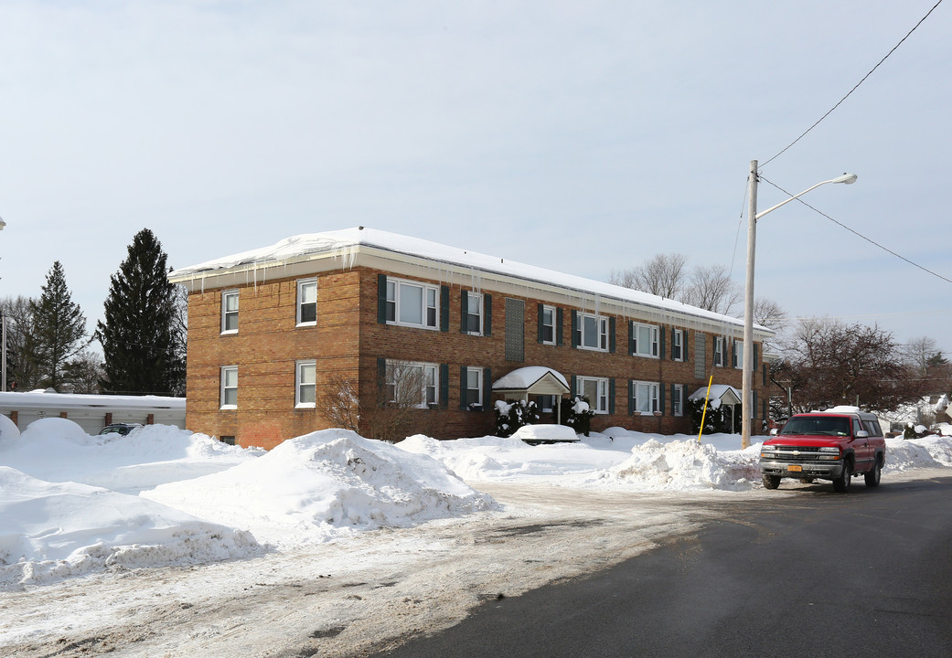 Mohawk Garden in Rome, NY - Building Photo