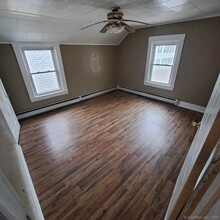 68 Battey St in Putnam, CT - Building Photo - Building Photo