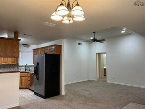 5423 Flo Dr in Wichita Falls, TX - Building Photo - Building Photo