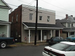 Columbia Ave in Fairmont, WV - Foto de edificio