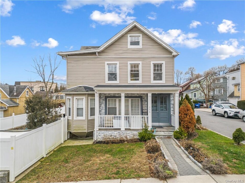 116 Terrace Ave-Unit -2 in Port Chester, NY - Foto de edificio