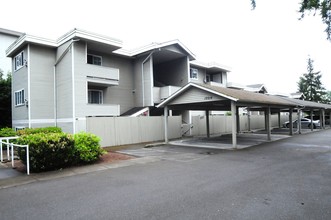 Ballinger 14 Apartments in Shoreline, WA - Building Photo - Building Photo