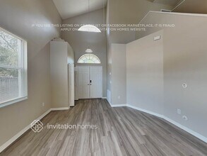 11929 Lark Song Loop in Riverview, FL - Foto de edificio - Building Photo