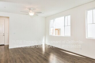 10924 Arrington Dr in Rancho Cordova, CA - Building Photo - Building Photo