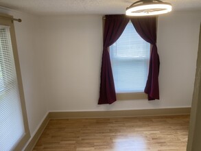 84 Chestnut Ln in Fries, VA - Building Photo - Building Photo