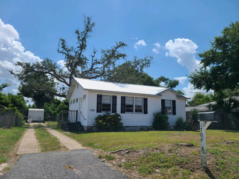 1704 Billings Ave in Panama City, FL - Building Photo