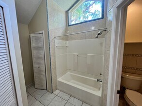 1186 Lamplighter Dr NW in Palm Bay, FL - Building Photo - Building Photo