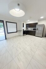 783 NW 96th St in Miami, FL - Building Photo - Building Photo