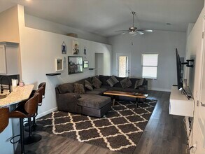 5767 Marigold Loop in Crestview, FL - Building Photo - Building Photo