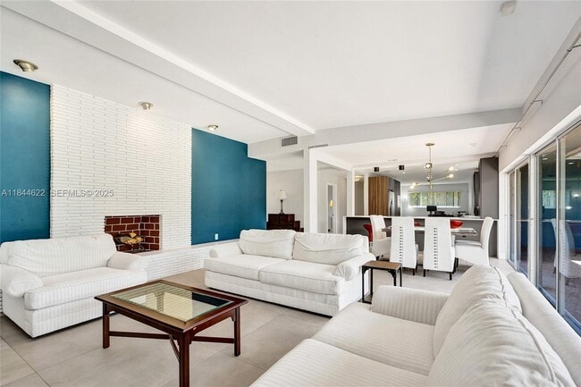 1940 NE 185th Terrace in North Miami Beach, FL - Building Photo - Building Photo