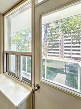 WELLINGTON APARTMENTS in Toronto, ON - Building Photo - Building Photo