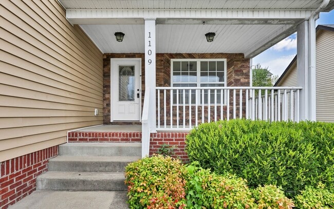 1109 Ishee Dr in Clarksville, TN - Building Photo - Building Photo