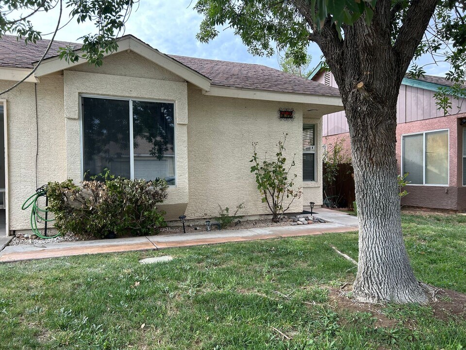 852 Tucson St in Mesquite, NV - Building Photo