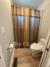 5418 W Sweet Dr in Visalia, CA - Building Photo - Building Photo