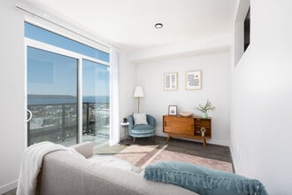 Roystone in Seattle, WA - Foto de edificio - Interior Photo