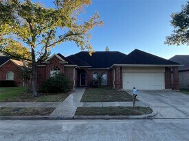 16027 Silver Valley Dr in Houston, TX - Building Photo