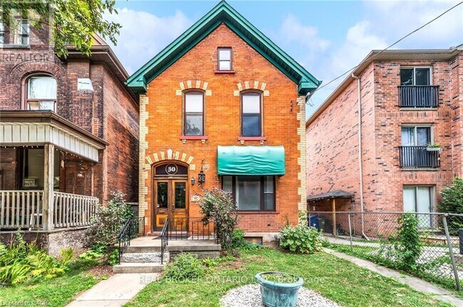 property at 30 Victoria Ave N