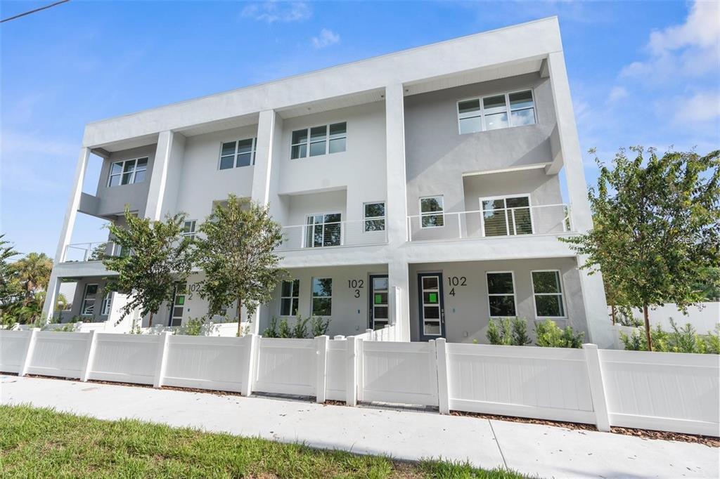 102 W Adalee St in Tampa, FL - Building Photo