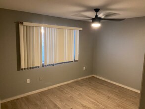 3331 W Del Monico Ln in Phoenix, AZ - Building Photo - Building Photo