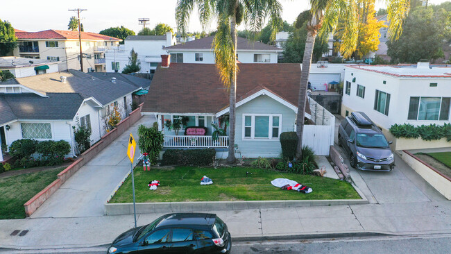 1137 W 9th St in San Pedro, CA - Building Photo - Building Photo