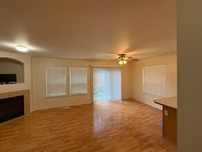 1608 Hollow Dale Pl in Everett, WA - Building Photo - Building Photo