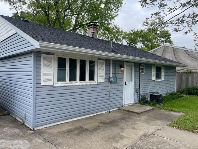 3624 Carpenter St in Steger, IL - Building Photo - Building Photo