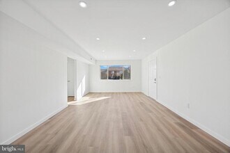 507 Bradley Ct in Princeton, NJ - Building Photo - Building Photo