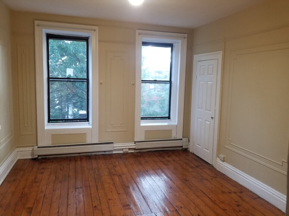 152 Mercer St, Unit Top3rdFloorApartment in Jersey City, NJ - Building Photo