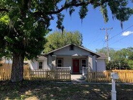 308 E 13th St in Sanford, FL - Building Photo