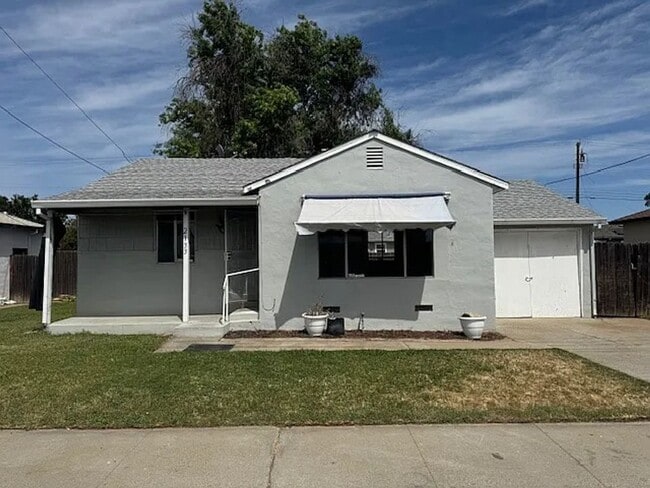 property at 2133 Sicard St