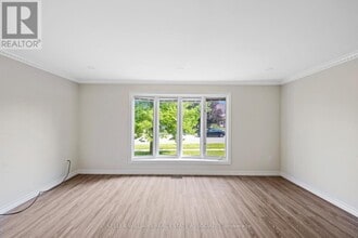 574 Mortimer Dr in Cambridge, ON - Building Photo - Building Photo