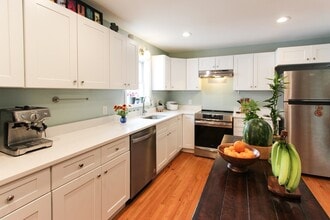 1 Pelham St in Worcester, MA - Building Photo - Building Photo