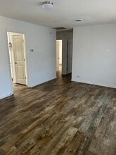 418 E Bay St in Warsaw, NC - Foto de edificio - Building Photo