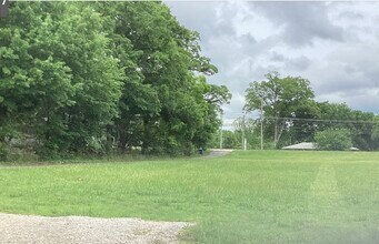 19317 Old Statesville Rd in Cornelius, NC - Building Photo - Building Photo