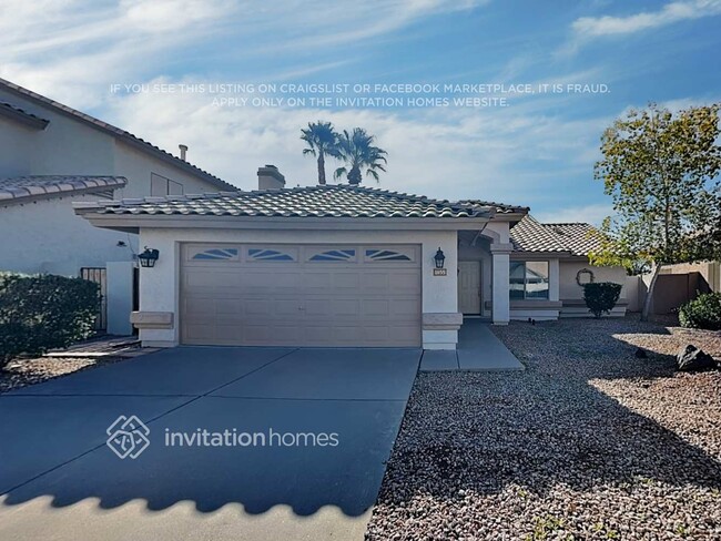 property at 1655 E Redfield Rd