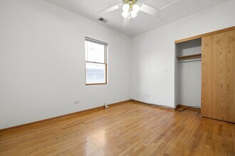 613 W 43rd Pl in Chicago, IL - Building Photo - Building Photo