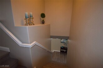 1029 Sweeping Vine Ave in Las Vegas, NV - Building Photo - Building Photo