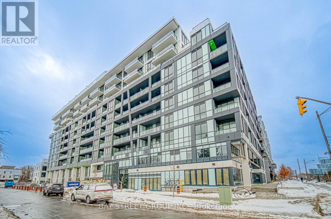 625-625 Sheppard Ave E in Toronto, ON - Building Photo
