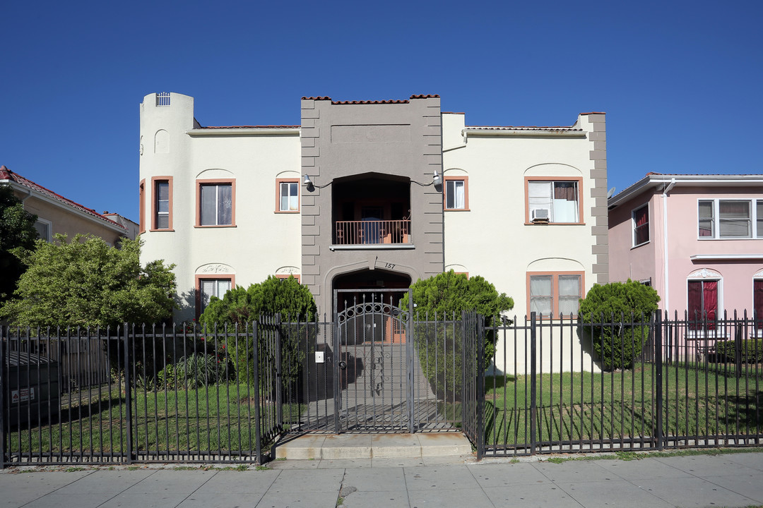 157 S Berendo St in Los Angeles, CA - Building Photo