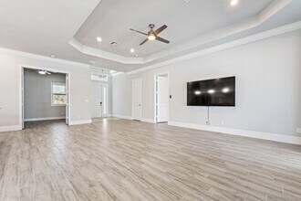 2298 SE Pear Ln in Port St. Lucie, FL - Building Photo - Building Photo