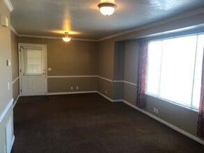 915 N 500 W, Unit 24 in Provo, UT - Foto de edificio - Building Photo