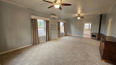 1105 Curtis St in Sedro Woolley, WA - Foto de edificio - Building Photo