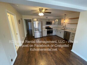 209 Woodbridge Ln in Kansas City, MO - Building Photo - Building Photo