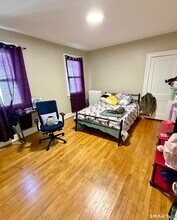 85 Maplewood Ave in West Hartford, CT - Building Photo - Building Photo