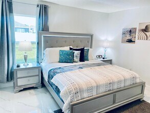 479 SW Holden Terrace in Port St. Lucie, FL - Building Photo - Building Photo