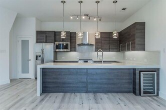 1022 Eldorado Ave in Dallas, TX - Building Photo - Building Photo