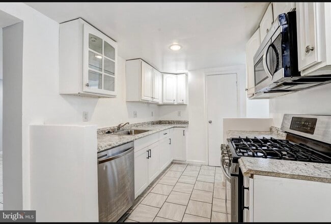 4506 Furley Ave, Unit 1 in Baltimore, MD - Building Photo - Building Photo